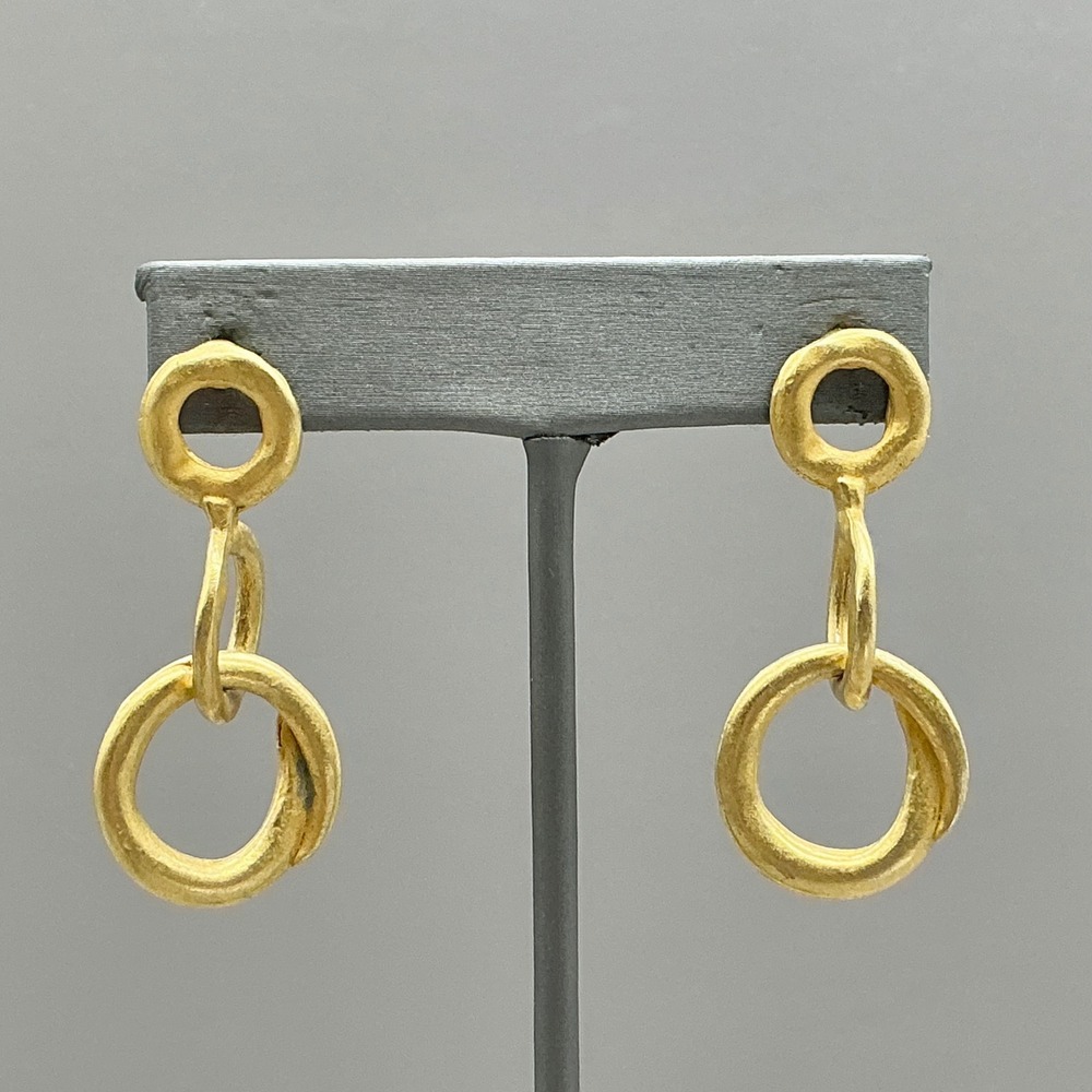 Express Dangle Earrings Women Gold Tone Triple Interlocking Circle Hammered Look